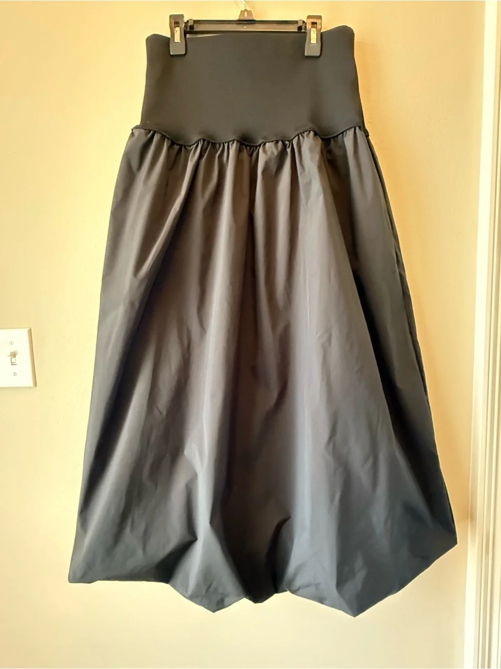 Emerson Lang Black Balloon Midi Skirt - Women’s Size Medium Elegant Chic